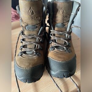 Vasque St Elias Gore Tex Hiking boots